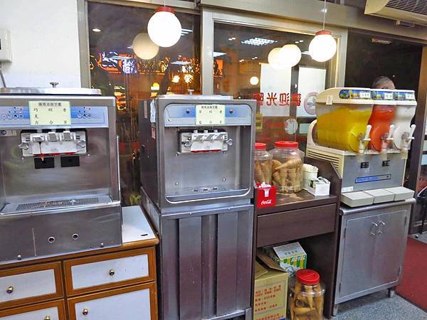 【台北美食】富樂台式涮涮鍋-超人氣平價火鍋店