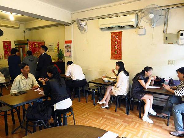 【台北美食】阿仁炒飯-粒粒分明網路評價極高的炒飯店