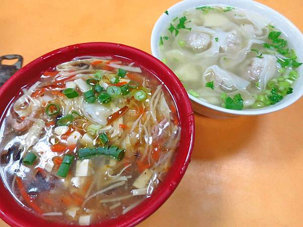 【蘆洲美食】小林純手工水餃-便宜份量大的美味手工水餃 【蘆洲美食】小林純手工水餃-便宜份量大的美味手工水餃