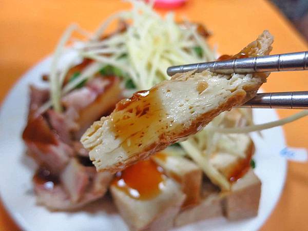 【蘆洲美食】小林純手工水餃-便宜份量大的美味手工水餃