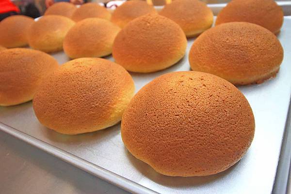 【台北美食】咖啡麵包-香氣逼人、口感澎鬆的美味咖啡麵包