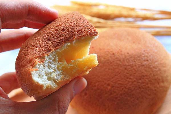 【台北美食】咖啡麵包-香氣逼人、口感澎鬆的美味咖啡麵包