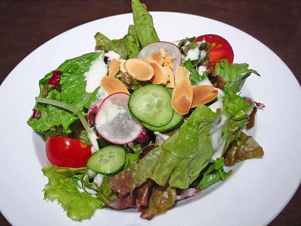 【東京美食】HARBS Lumine EST新宿店-平日非用餐時間也大排長龍的甜點店