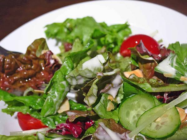 【東京美食】HARBS Lumine EST新宿店-平日非用餐時間也大排長龍的甜點店