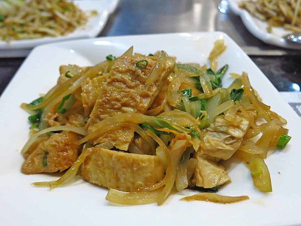 【三重美食】鴻悅鐵板燒-平價又美味的鐵板燒店