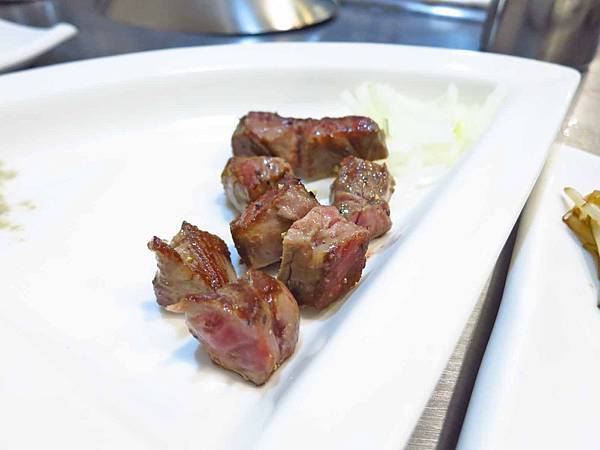 【三重美食】鴻悅鐵板燒-平價又美味的鐵板燒店