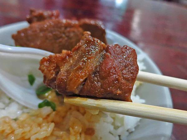 【台北美食】咕嚕咕嚕小吃店-欣欣秀泰影城旁的小吃店