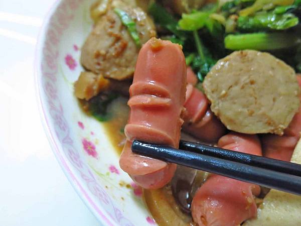 【蘆洲美食】萬家香熱滷味-好吃又美味的滷味美食