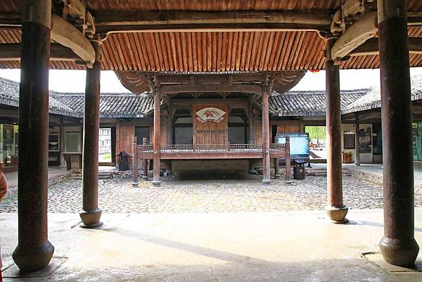 【溫州旅遊】石桅岩景區、蒼坡古村、楠溪江竹筏漂流-體驗楠溪江的風景水秀與古代文化村莊