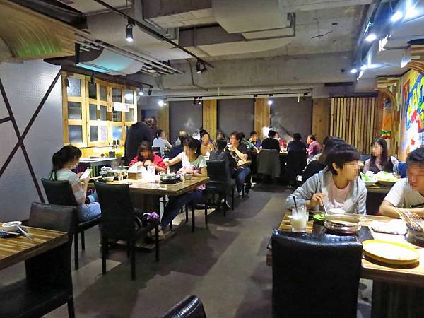 【台北美食】爭纖健康涮涮鍋-超大份量的巨無霸肉盤火鍋店