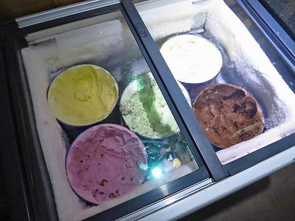 【台北美食】爭纖健康涮涮鍋-超大份量的巨無霸肉盤火鍋店