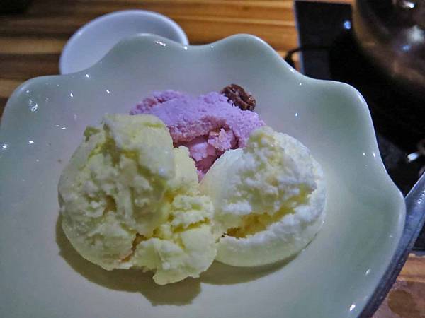 【台北美食】爭纖健康涮涮鍋-超大份量的巨無霸肉盤火鍋店