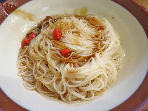 【台北美食】永吉樂 羊仔湯屋-一個人也能品嚐的羊肉爐小火鍋