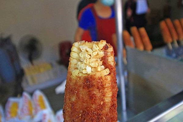 【泰山美食】網路票選前三名的超強美食-石頭玉米、阿姿豆花、李記胡椒餅