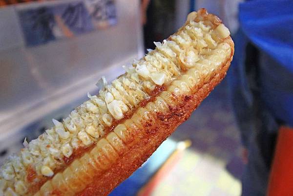 【泰山美食】網路票選前三名的超強美食-石頭玉米、阿姿豆花、李記胡椒餅