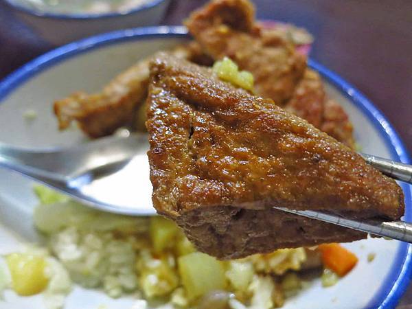 【台北美食】台生飲食亭-網路高評價的古早味排骨飯