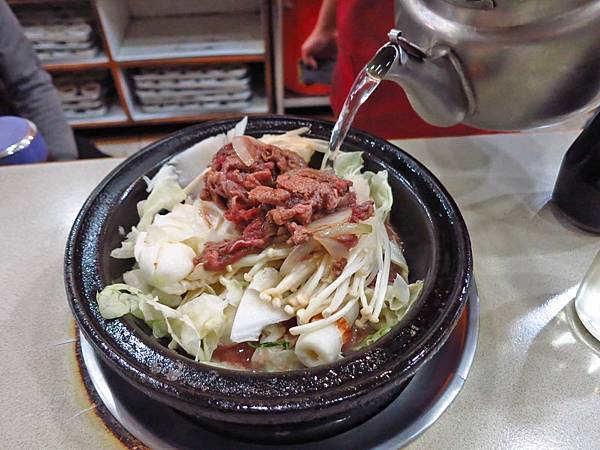 【台北美食】天喜迷你小火鍋-超過35年的個人石頭火鍋