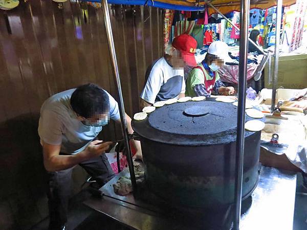 【台北美食】南機場夜市無名推車燒餅-大排長龍的超強美食