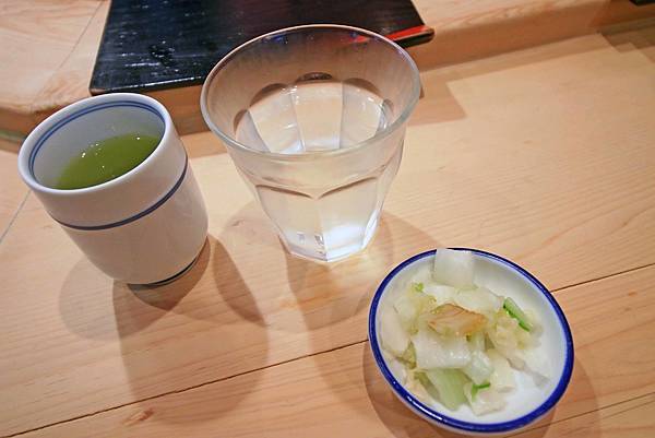 【東京美食】半熟蛋天婦羅 天すけ-下雨天也要排隊的超強名店