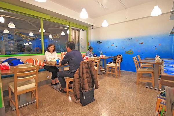 【新莊美食】不只是沙拉-不用百元的義式料理親子餐廳