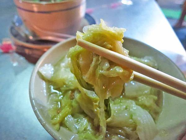 【台北美食】曉迪筒仔米糕-湯頭鮮美可口的排骨酥湯