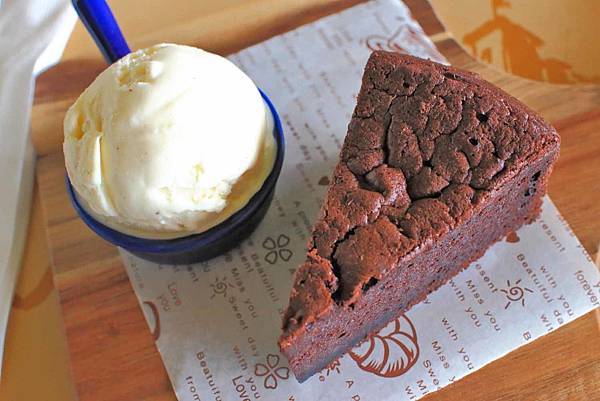 【淡水老街美食】領事館咖啡-美味的西式餐點與歐式景觀餐廳 【淡水老街美食】領事館咖啡-美味的西式餐點與歐式景觀餐廳