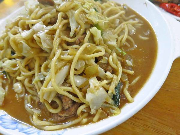 【蘆洲美食】無名炒麵店-份量極大的熱炒炒麵店 【蘆洲美食】無名炒麵店-份量極大的熱炒炒麵店
