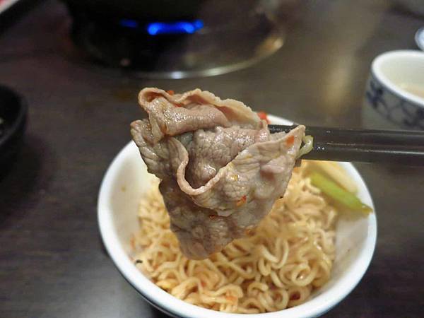 【台北美食】九寨十鍋-鍋底無限加的美味麻辣火鍋