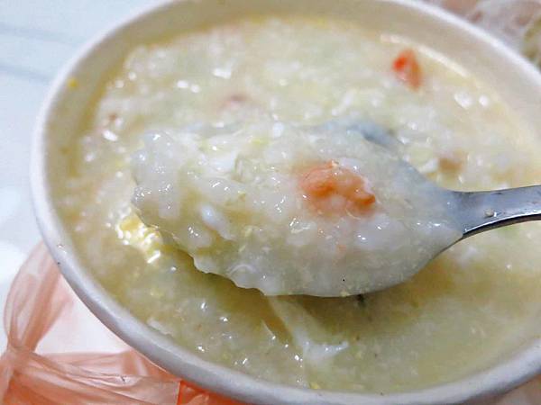 【蘆洲美食】信義路無名廣東粥-美味又便宜的廣東粥