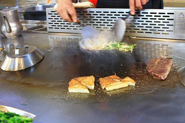 【新莊美食】松阪屋-CP值極高的平價美味鐵板燒