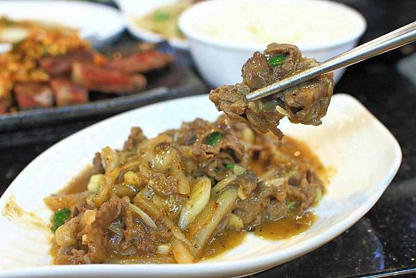 【新莊美食】松阪屋-CP值極高的平價美味鐵板燒