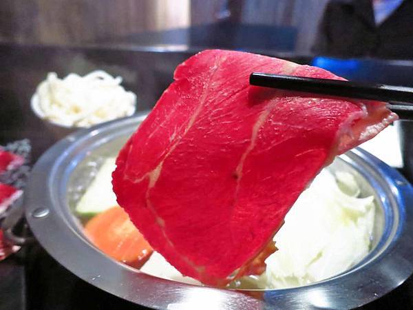 【台北美食】棟之家精緻鍋物-民權西路捷運站旁的火鍋店