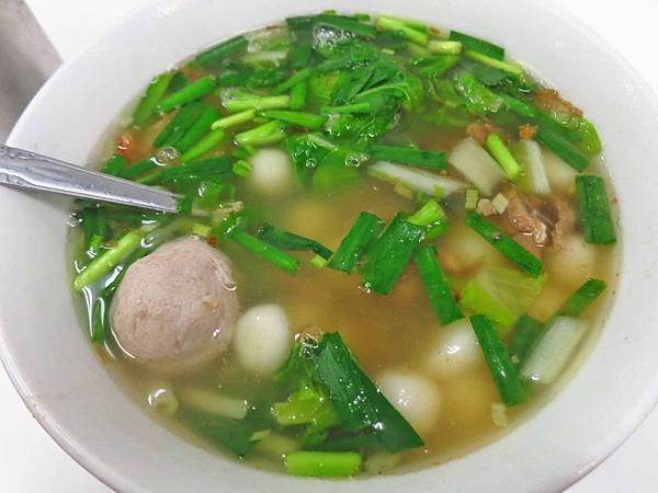 【新竹美食】榮記客家湯圓-用餐時間大排長龍的小吃店