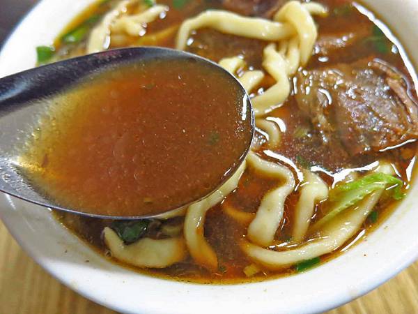 【台北美食】小林麵館-低調不顯眼的爆推美食