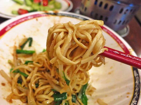 【台北美食】郎哥台南意麵-香Q美味的意麵