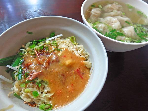 【蘆洲美食】蘆洲意麵王-超大份量的美味乾意麵 【蘆洲美食】蘆洲意麵王-超大份量的美味乾意麵