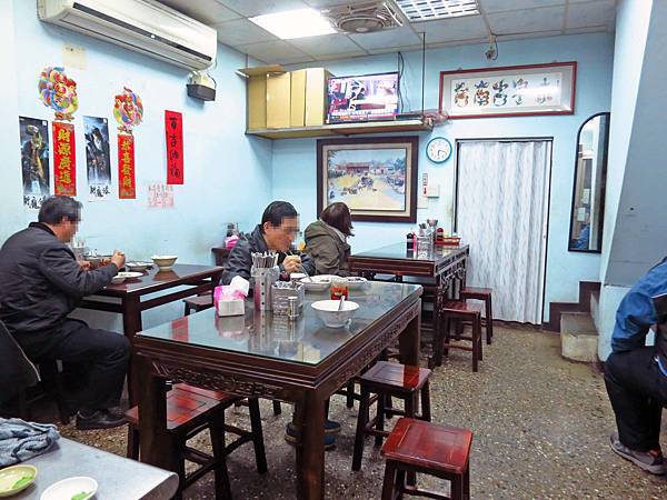 【台北美食】台南虱目魚粥-迪化街裡的超人氣虱目魚料理店 【台北美食】台南虱目魚粥-迪化街裡的超人氣虱目魚料理店