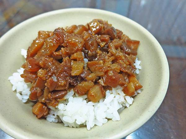 【台北美食】台南虱目魚粥-迪化街裡的超人氣虱目魚料理店 【台北美食】台南虱目魚粥-迪化街裡的超人氣虱目魚料理店