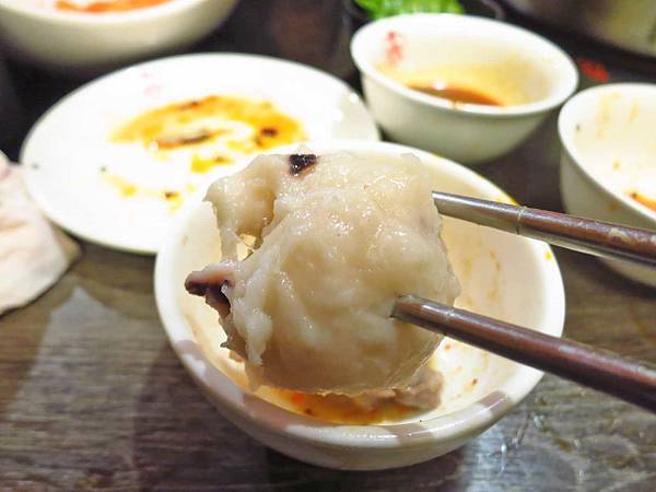 【台北美食】老四川麻辣火鍋-鴨血豆腐無限量麻辣火鍋店