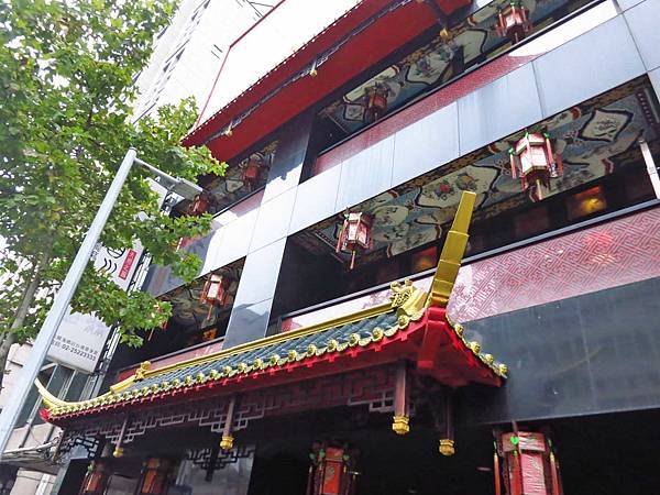 【台北美食】老四川麻辣火鍋-鴨血豆腐無限量麻辣火鍋店