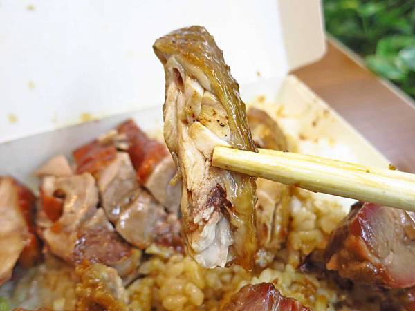 【新莊美食】香城燒臘小館-在地人極力推薦的排隊燒臘店