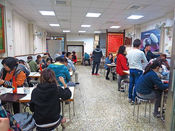 【台中美食】味泉米糕-忠孝夜市裡的超人氣小吃店