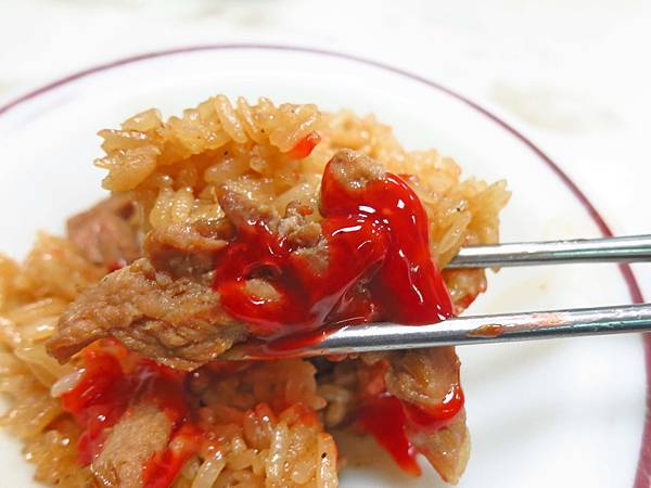 【台中美食】味泉米糕-忠孝夜市裡的超人氣小吃店