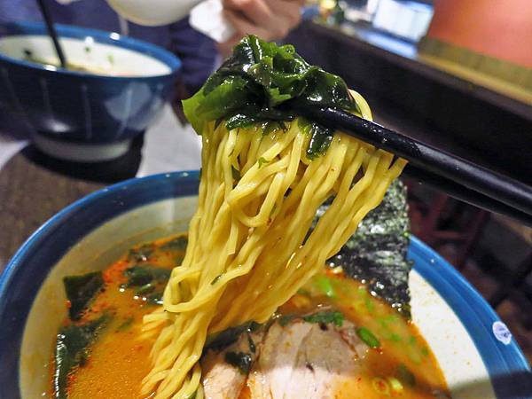 【台北美食】九湯屋日式拉麵-不用百元的日式豚骨拉麵