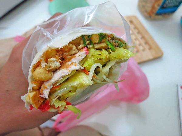 【蘆洲美食】光華潤餅捲-美味又大份量的潤餅