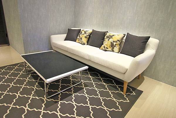 明日朗朗-桃園青埔熱銷建案月付8800輕鬆買2房