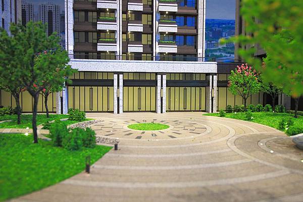 明日朗朗-桃園青埔熱銷建案月付8800輕鬆買2房