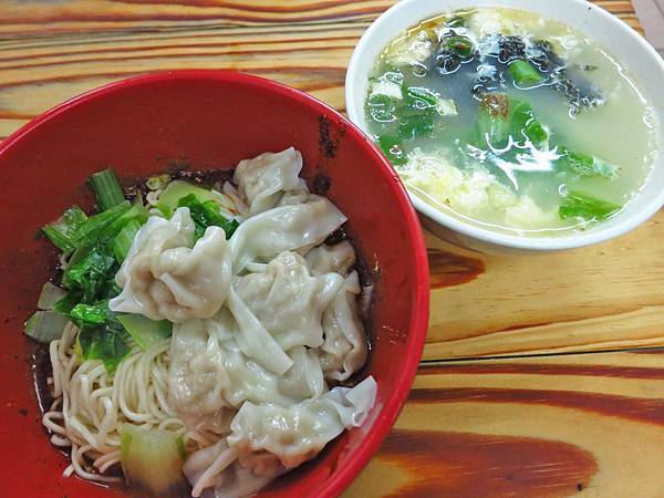 【台北美食】成都抄手麵食 China Dumpling Noodle-隱身在窄小巷弄市場裡的美食 【台北美食】成都抄手麵食 China Dumpling Noodle-隱身在窄小巷弄市場裡的美食