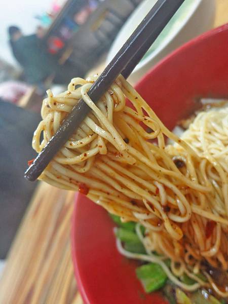 【台北美食】成都抄手麵食 China Dumpling Noodle-隱身在窄小巷弄市場裡的美食