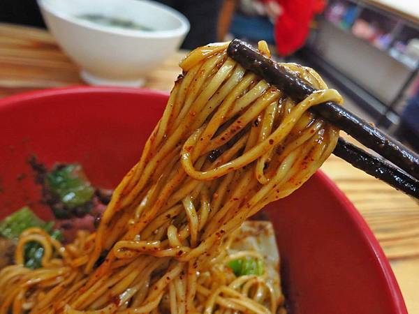 【台北美食】成都抄手麵食 China Dumpling Noodle-隱身在窄小巷弄市場裡的美食